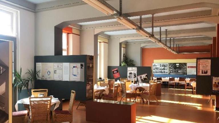 Haus Des Volkes - Das Bauhaushotel Probstzella Ngoại thất bức ảnh