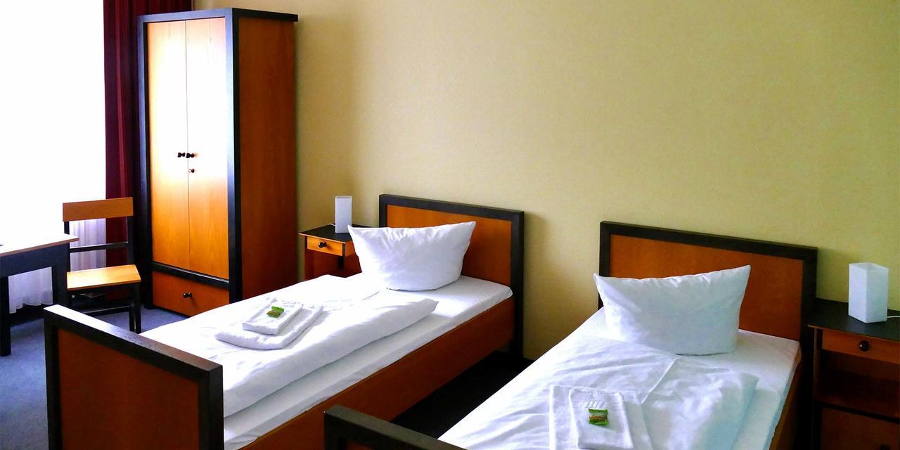 Haus Des Volkes - Das Bauhaushotel Probstzella Ngoại thất bức ảnh